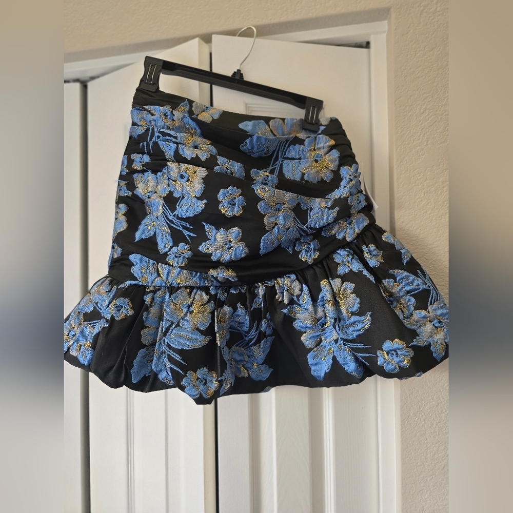 ASOS LUXE, Puff Hem Ruched Mini Skirt, Floral Jacquard, Black/Blue/Gold, Size 4 - Picture 1 of 11